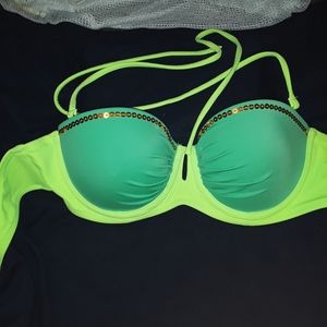 Bikini top